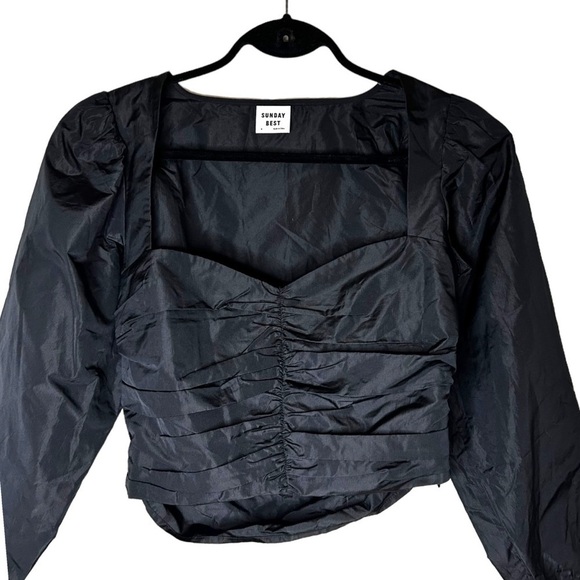 Aritzia Sunday Best Petal Blouse - Picture 9 of 16